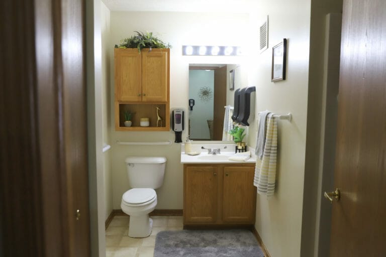 Meadow Lakes Assisted Living Apartments Bathroom