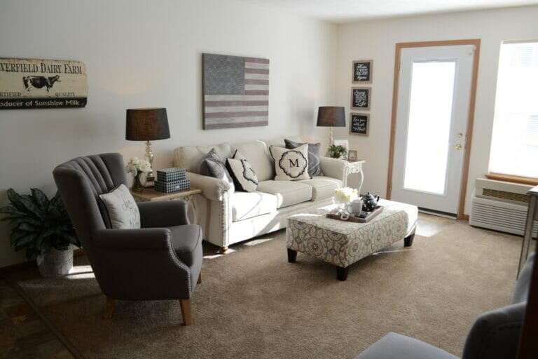 Rosegate Assisted Living living room apartment