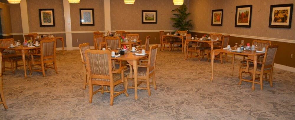 <span  class="uc_style_uc_tiles_grid_image_elementor_uc_items_attribute_title" style="color:#000000;">Zionsville Hc Dining</span>